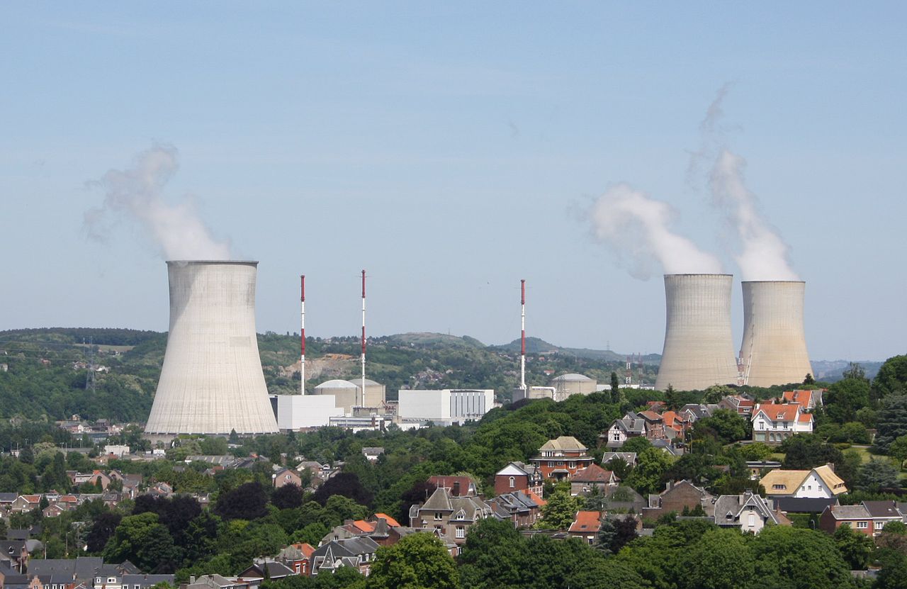 1280px-Tihange_-_nuclear_power_plant